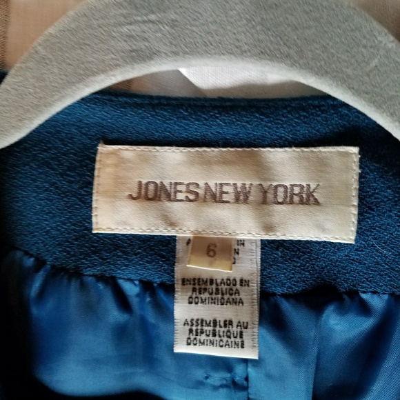 TEAL Jones New York suit - Picture 4 of 5